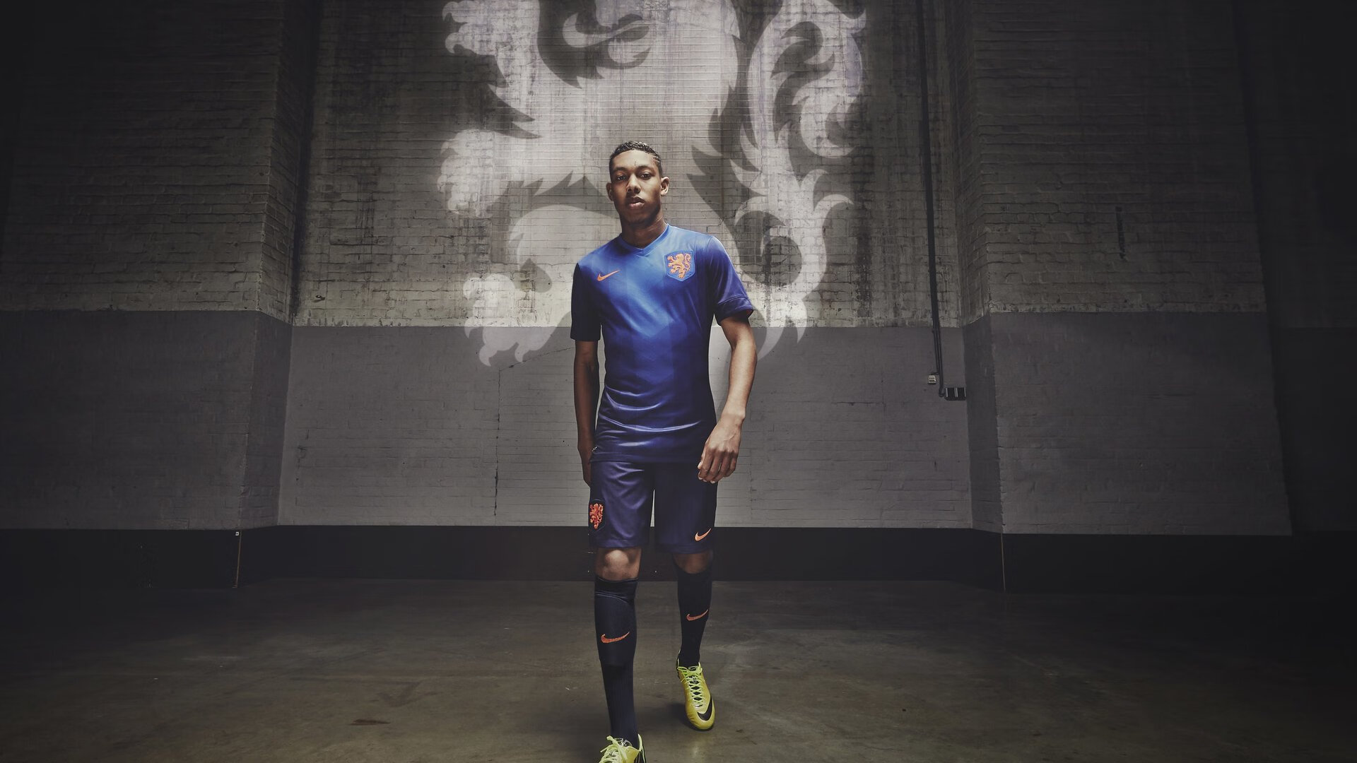 意甲冠军争夺白热化:国米誓要夺冠,国米意乙冠军